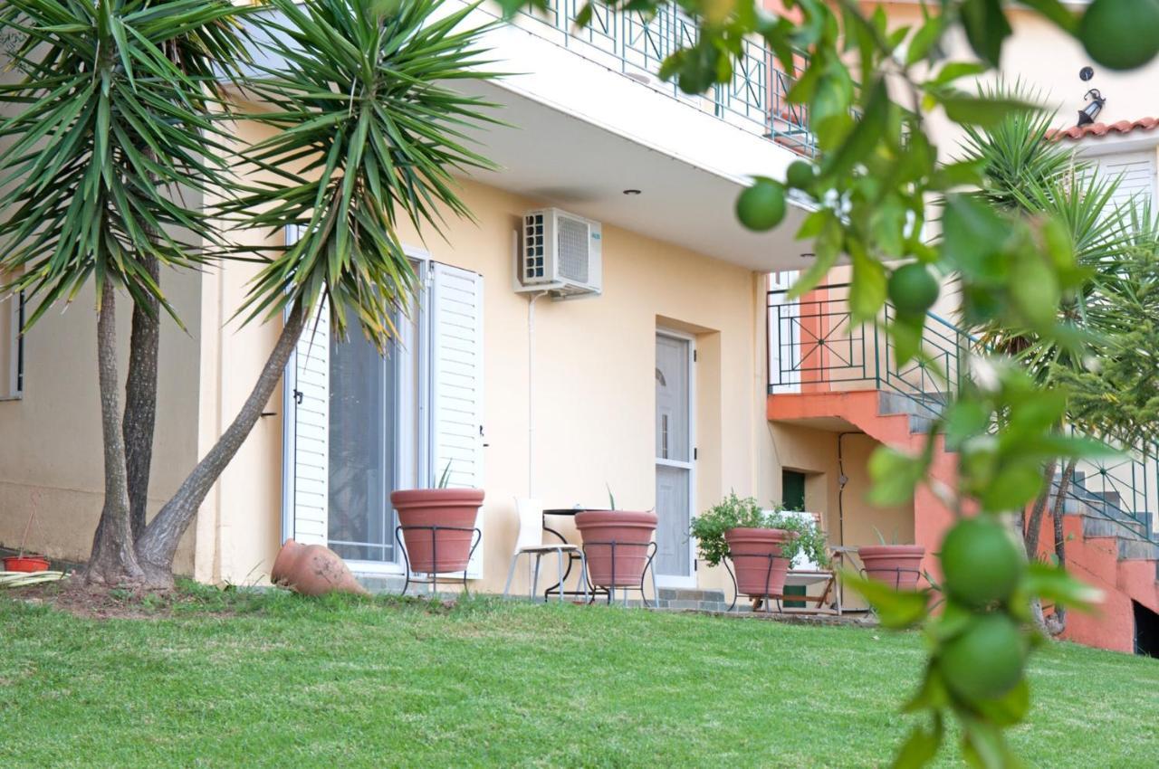 Oasis Olympia Apartments Smila Екстер'єр фото